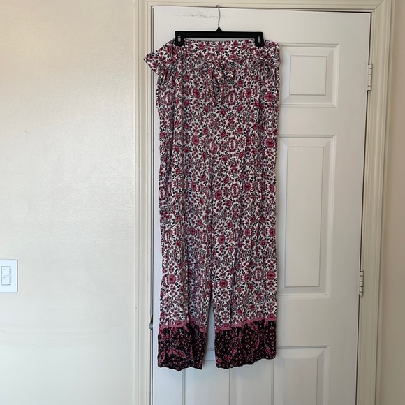 torrid Pants - Torrid Floral Palazzo Pants